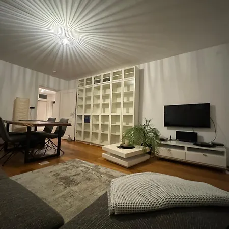 Spacieux Elegant Apartment *